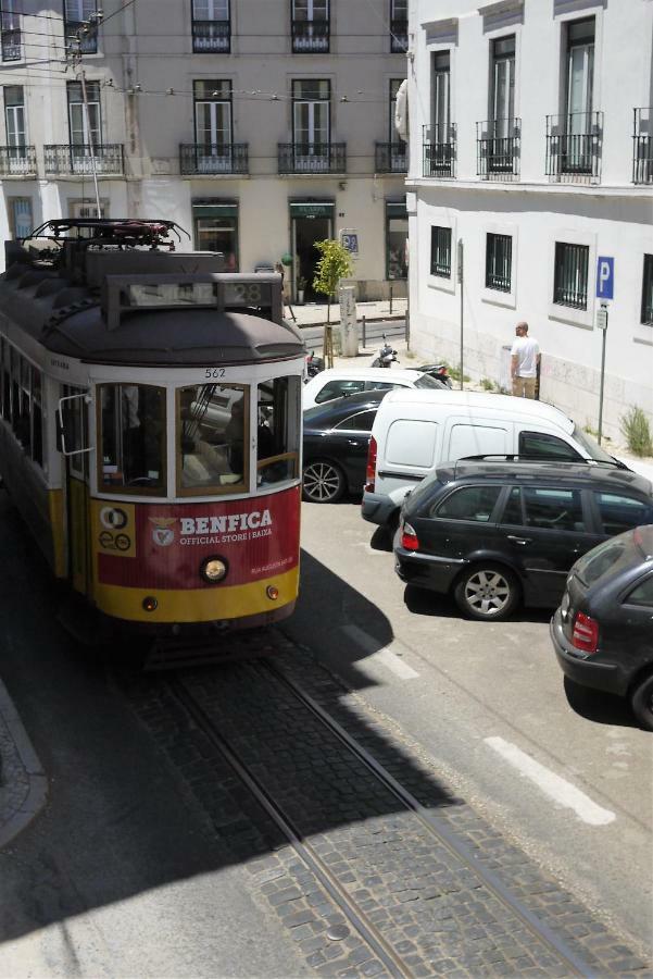 Stunning Apartment Near Chiado Lisboa Εξωτερικό φωτογραφία