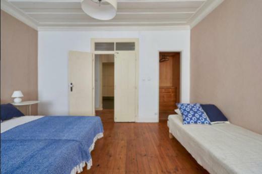Stunning Apartment Near Chiado Lisboa Εξωτερικό φωτογραφία